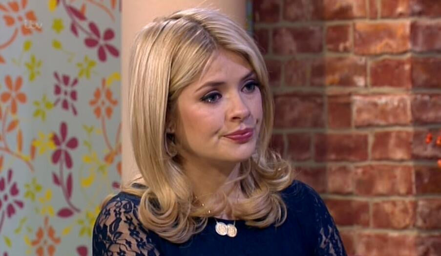 Diary of a Two Coin Necklace – My Friend Holly Willoughby