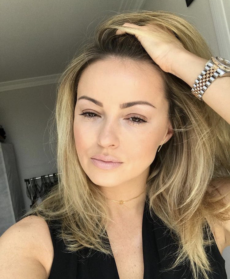 Star Choker worn by Ola Jordan - www.sparklingjewellery.com