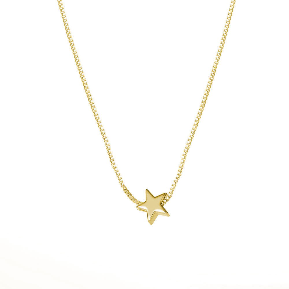 Star Choker worn by Ola Jordan - www.sparklingjewellery.com