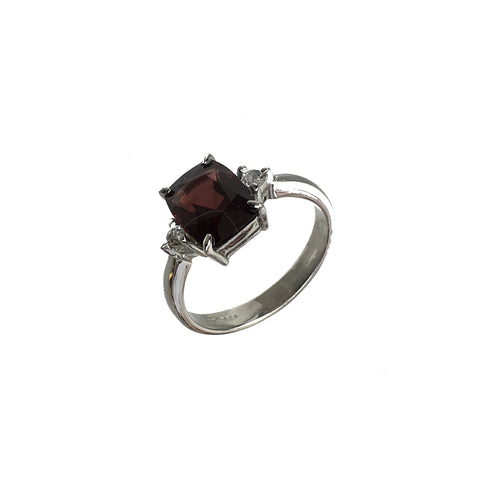 Rhodolite Garnet and White Topaz Ring - www.sparklingjewellery.com