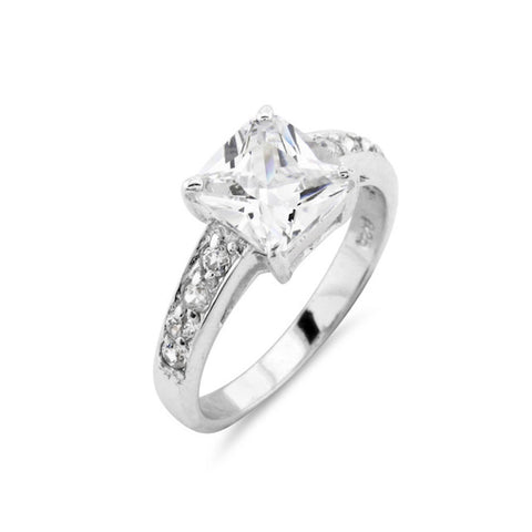 Princess Cut Engagement Ring - www.sparklingjewellery.com