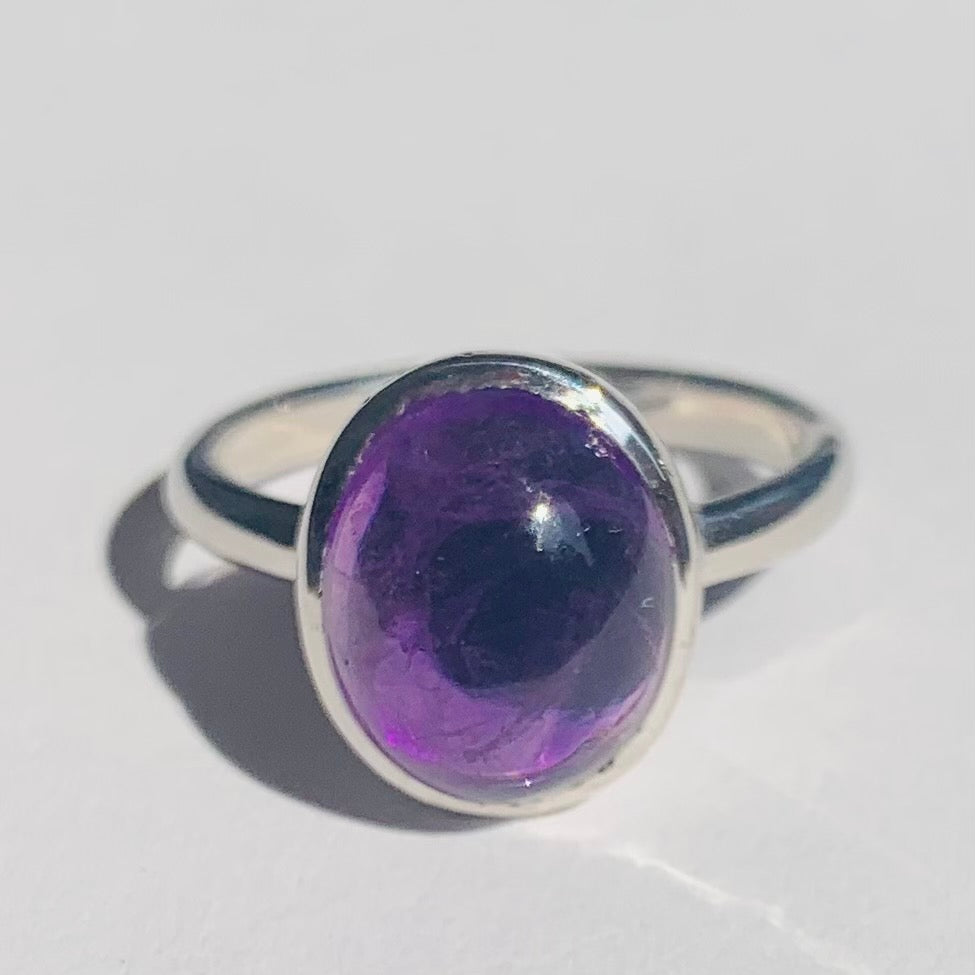 Amethyst Oval Cabochon Silver Ring - www.sparklingjewellery.com