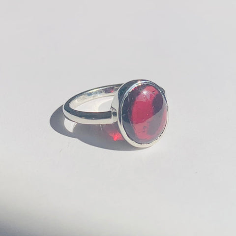 Oval Garnet Cabochon Silver Ring - www.sparklingjewellery.com