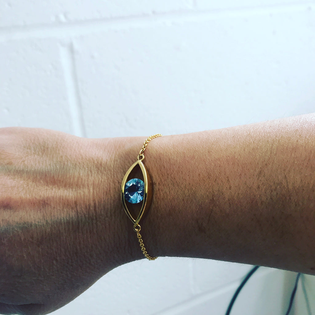 Gold Eye Bracelet - www.sparklingjewellery.com