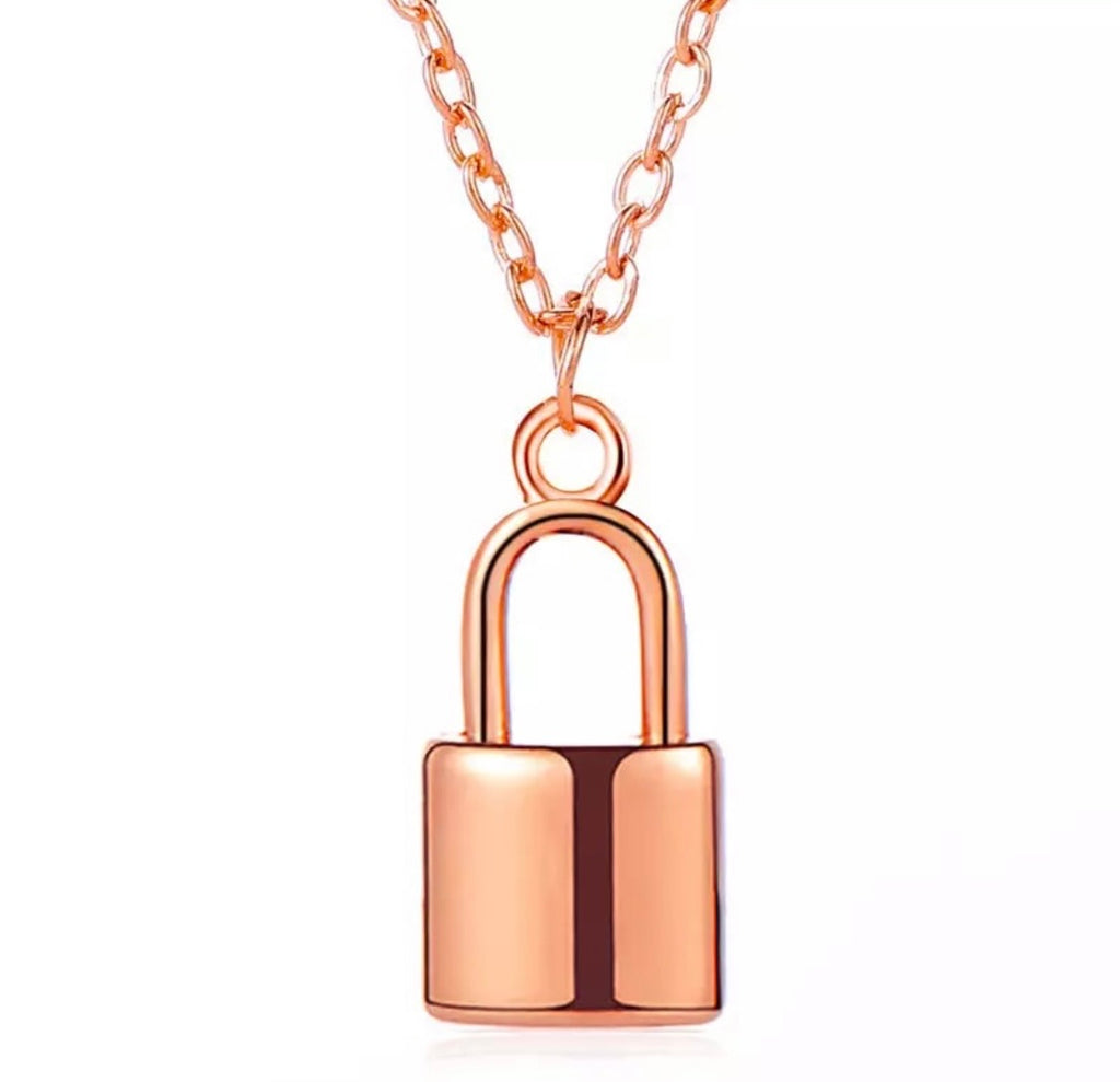 Padlock Necklace - www.sparklingjewellery.com